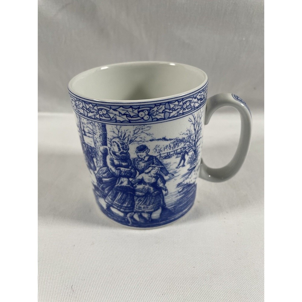 Spode, The Blue Room Collection, Christmas Mug, number 2